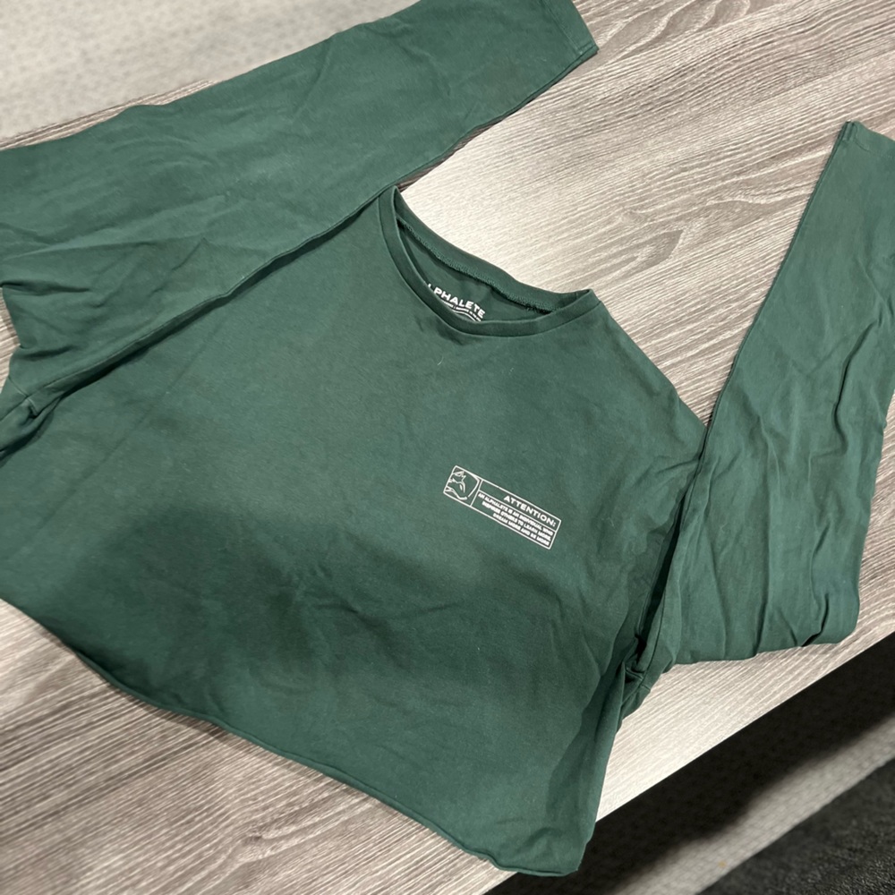 Alphalete Long Sleeve Crop Top